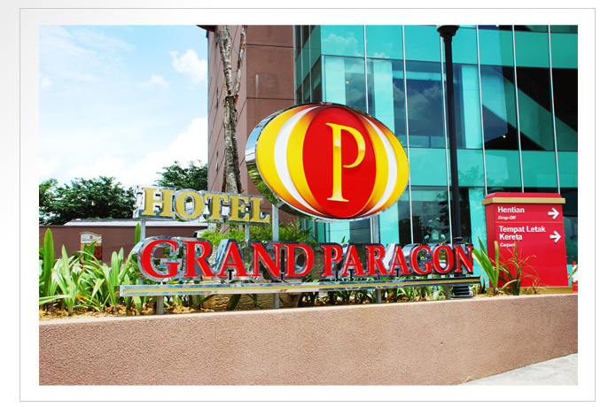 grand_paragon_outdoor_signage